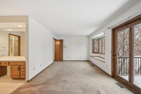 3690 Widgeon Way Eagan MN 55123