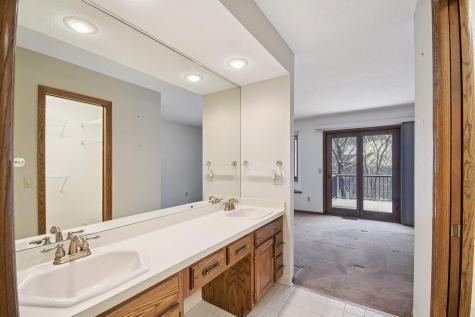 3690 Widgeon Way Eagan MN 55123