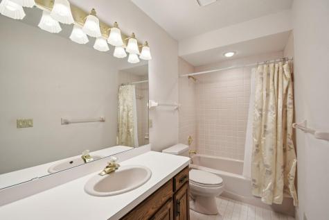 3690 Widgeon Way Eagan MN 55123
