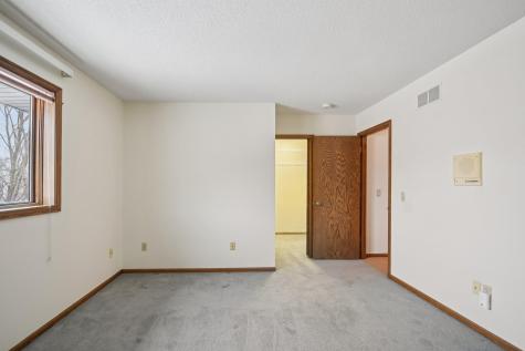 3690 Widgeon Way Eagan MN 55123