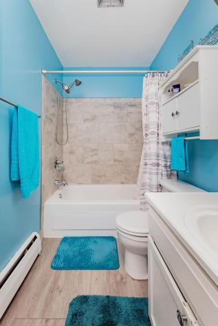 715 32nd Avenue N Fargo ND 58102