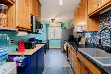 715 32nd Avenue N Fargo ND 58102