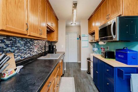 715 32nd Avenue N Fargo ND 58102