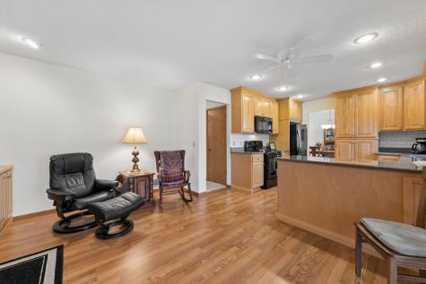 7312 Parkview Drive Mounds View MN 55112
