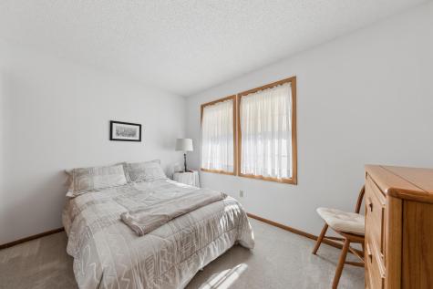7312 Parkview Drive Mounds View MN 55112
