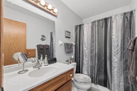 7312 Parkview Drive Mounds View MN 55112