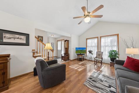 7312 Parkview Drive Mounds View MN 55112