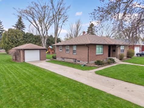 707 W Alcott Avenue Fergus Falls MN 56537
