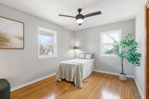 1031 Burgess Street Saint Paul MN 55103