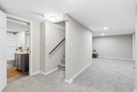 1031 Burgess Street Saint Paul MN 55103
