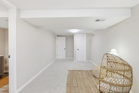 1031 Burgess Street Saint Paul MN 55103