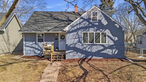 1031 Burgess Street Saint Paul MN 55103