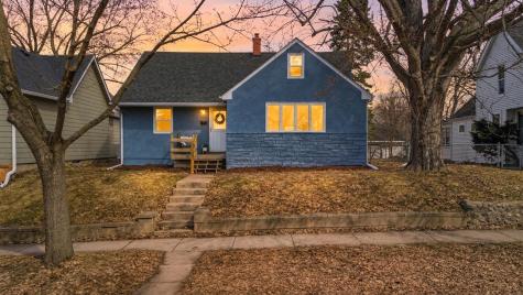 1031 Burgess Street Saint Paul MN 55103