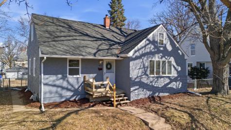 1031 Burgess Street Saint Paul MN 55103