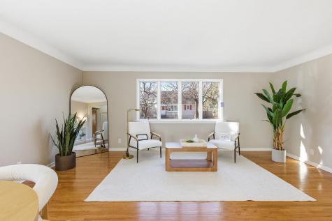 1031 Burgess Street Saint Paul MN 55103