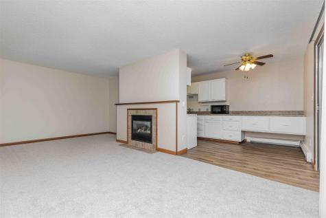 2401 Demores Drive S Fargo ND 58103