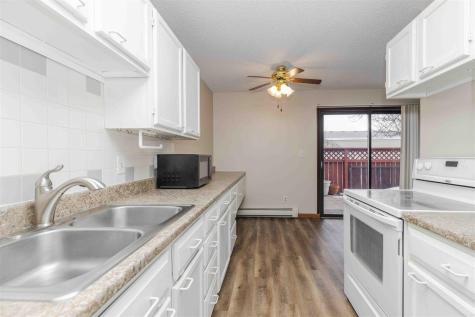 2401 Demores Drive S Fargo ND 58103