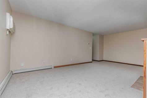 2401 Demores Drive S Fargo ND 58103