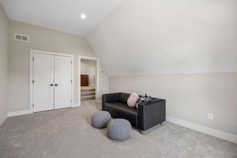 16395 56th Avenue N Plymouth MN 55446