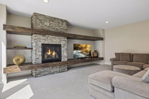16395 56th Avenue N Plymouth MN 55446