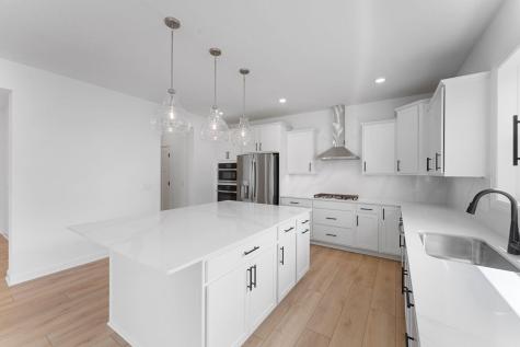 1836 Royal Boulevard N Lake Elmo MN 55042