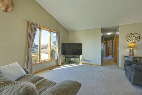 1007 Bluestem Lane Lester Prairie MN 55354