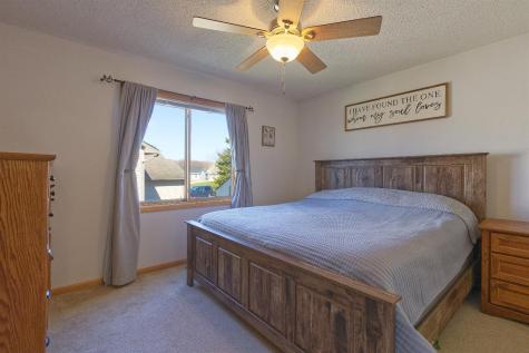 1007 Bluestem Lane Lester Prairie MN 55354
