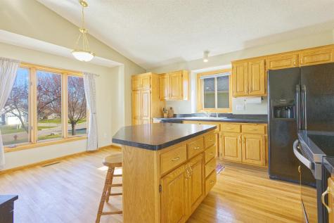 1007 Bluestem Lane Lester Prairie MN 55354