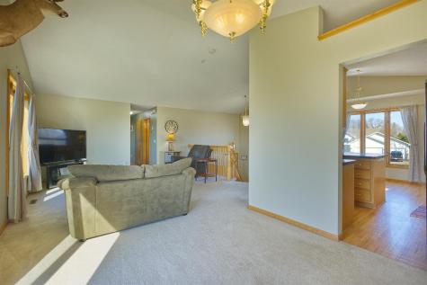 1007 Bluestem Lane Lester Prairie MN 55354