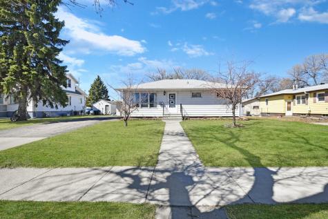 706 26 Street N Fargo ND 58102