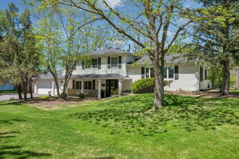 8910 23rd Avenue N Golden Valley MN 55427