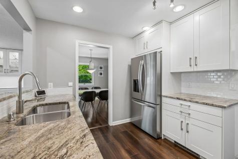 8910 23rd Avenue N Golden Valley MN 55427