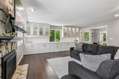 8910 23rd Avenue N Golden Valley MN 55427