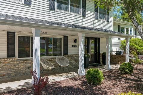 8910 23rd Avenue N Golden Valley MN 55427