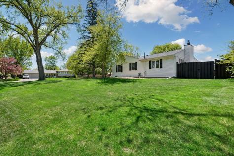 8910 23rd Avenue N Golden Valley MN 55427