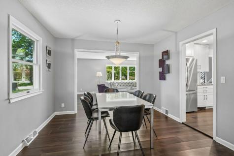 8910 23rd Avenue N Golden Valley MN 55427