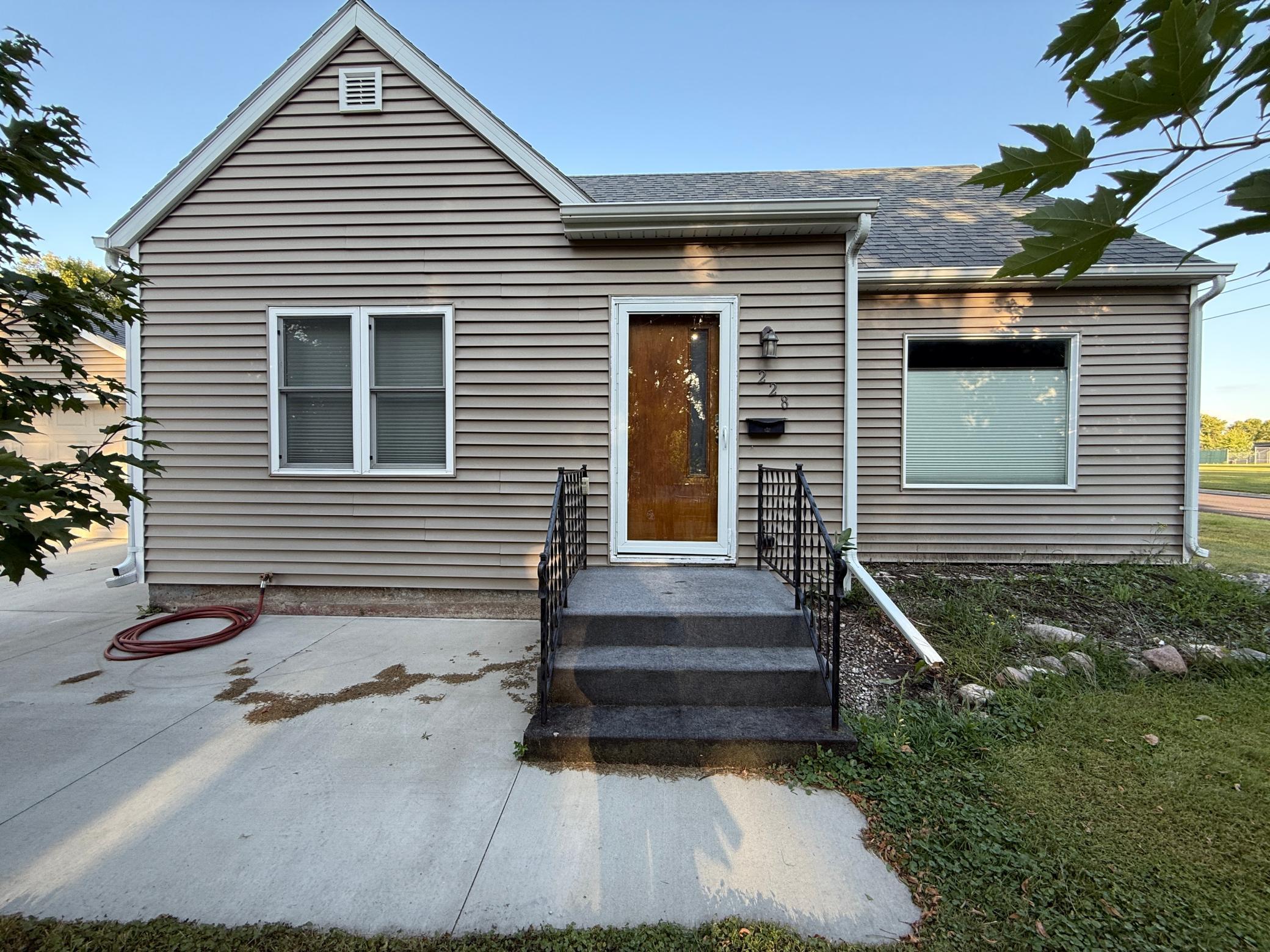 228 S Haven Street Appleton MN 56208