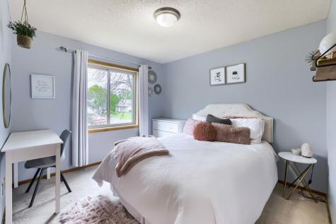 14696 Hummingbird Street NW Andover MN 55304