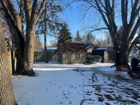 423 E 2nd Street Litchfield MN 55355