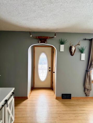 423 E 2nd Street Litchfield MN 55355