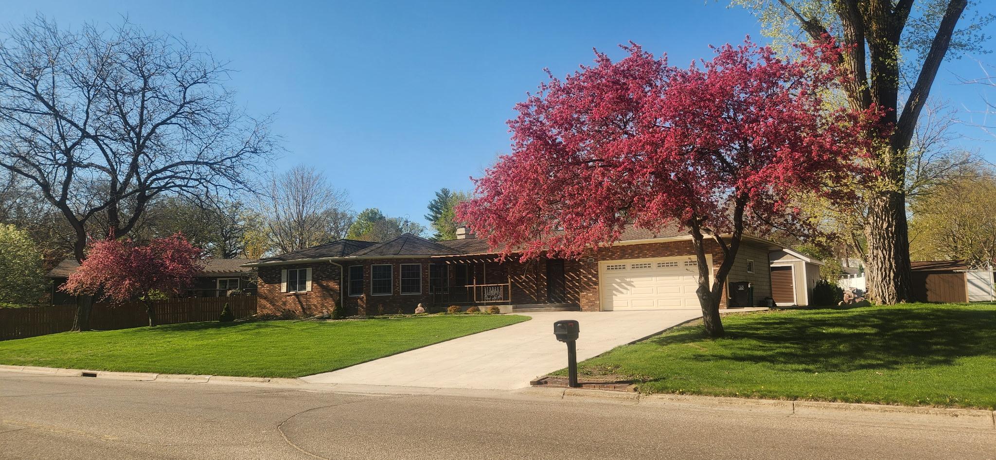 1005 Richway Drive W Albert Lea MN 56007