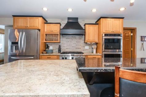 1082 W Lake Drive Detroit Lakes MN 56501