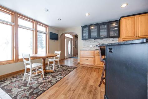 1082 W Lake Drive Detroit Lakes MN 56501