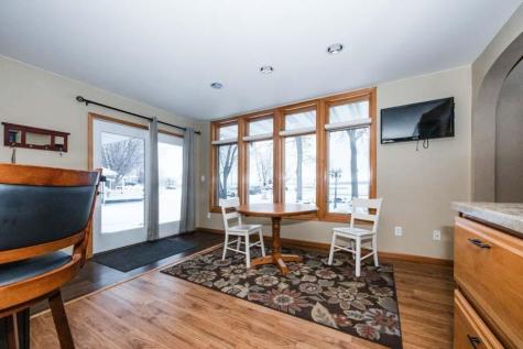 1082 W Lake Drive Detroit Lakes MN 56501
