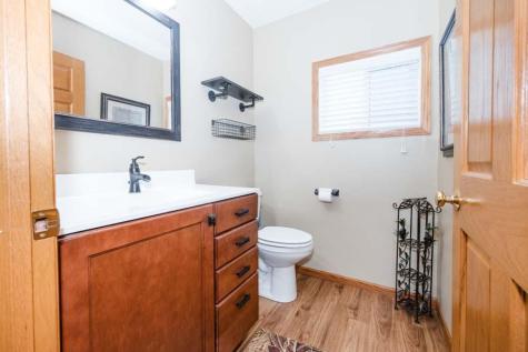 1082 W Lake Drive Detroit Lakes MN 56501