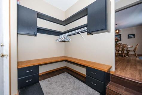 1082 W Lake Drive Detroit Lakes MN 56501