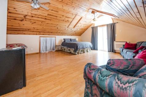 1082 W Lake Drive Detroit Lakes MN 56501