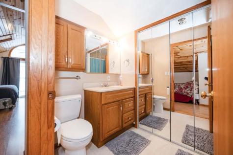 1082 W Lake Drive Detroit Lakes MN 56501