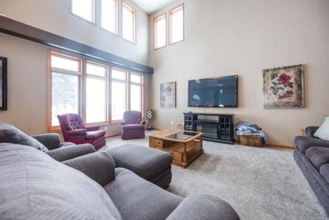 1082 W Lake Drive Detroit Lakes MN 56501