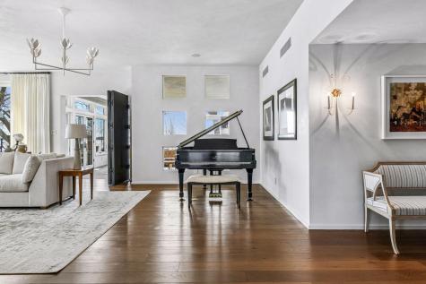 1300 Bracketts Point Road Wayzata MN 55391